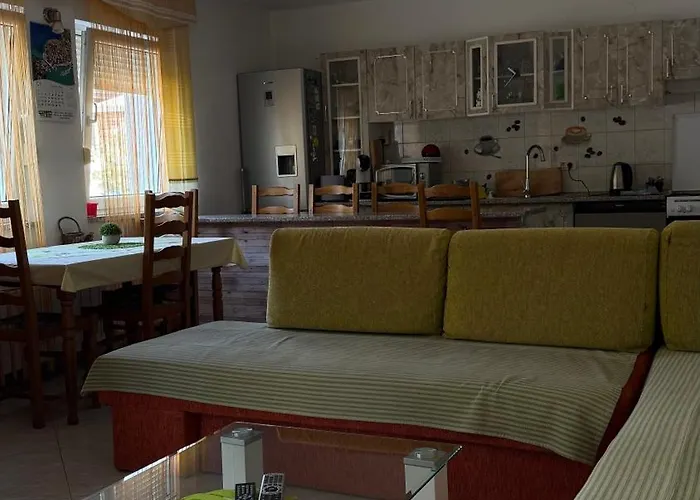 Apartment Matea